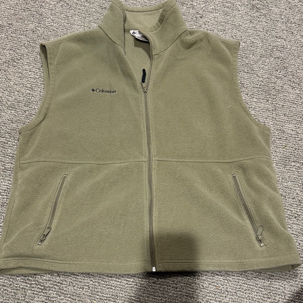 Columbia Olive Green Men's Fleece Vest